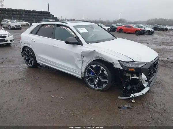 WU1ARBF17ND030038 2022 AUDI RS Q8