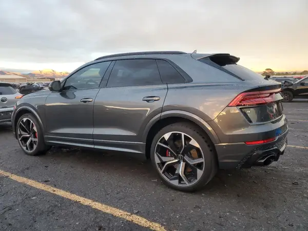 WU1ARBF18PD033422 2023 AUDI RS Q8 - Image 2