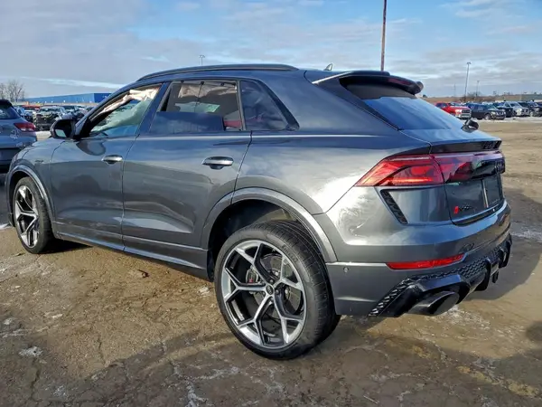 WU1ARBF18SD016676 2025 AUDI RS Q8 - Image 2