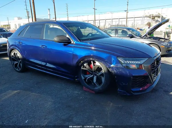 WU1ARBF1XMD019310 2021 AUDI RS Q8