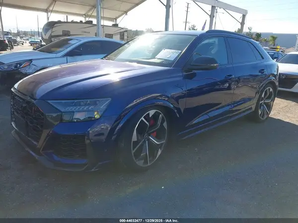 WU1ARBF1XMD019310 2021 AUDI RS Q8 - Image 2