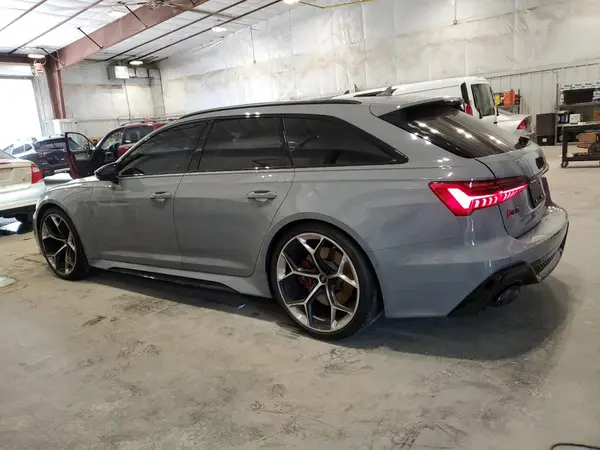 WUA1DBF28RN906994 2024 AUDI S6 - Image 2