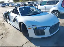 WUA4BCFX7J7902058 2018 AUDI R8