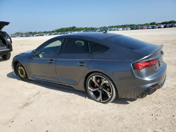 WUAAWCF51NA900739 2022 AUDI RS5 - Image 2