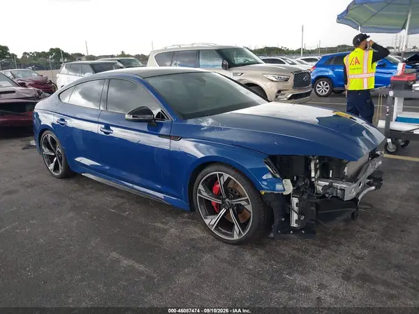 WUAAWCF57PA902627 2023 AUDI RS5 - Image 1