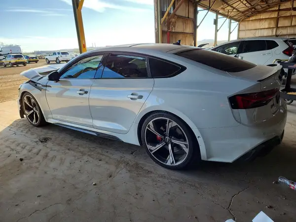 WUAAWCF59MA904813 2021 AUDI RS5 - Image 2