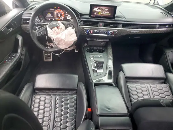 WUABWCF51KA903298 2019 AUDI RS5 - Image 8