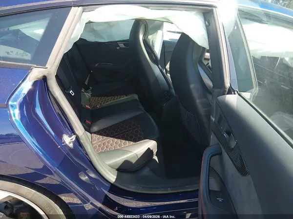 WUABWCF52KA901043 2019 AUDI RS5 - Image 8