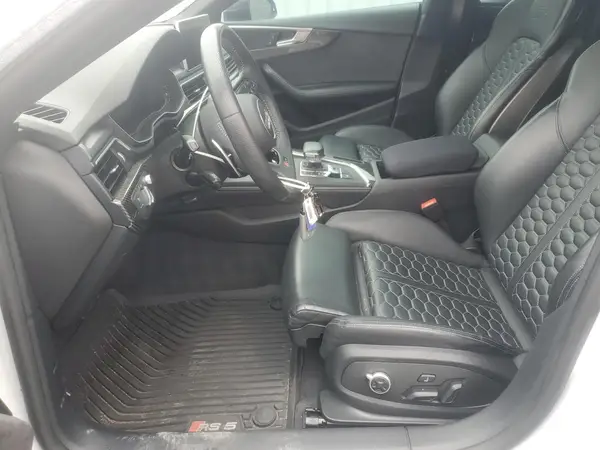 2019 AUDI RS5 auction photo 7