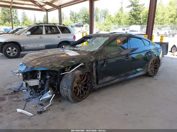 WUABWCF57KA902916 2019 AUDI RS5 - Image 2