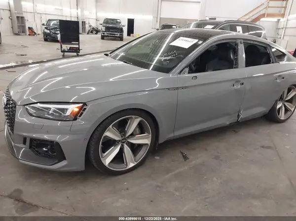 WUABWCF58KA900706 2019 AUDI RS5 - Image 2