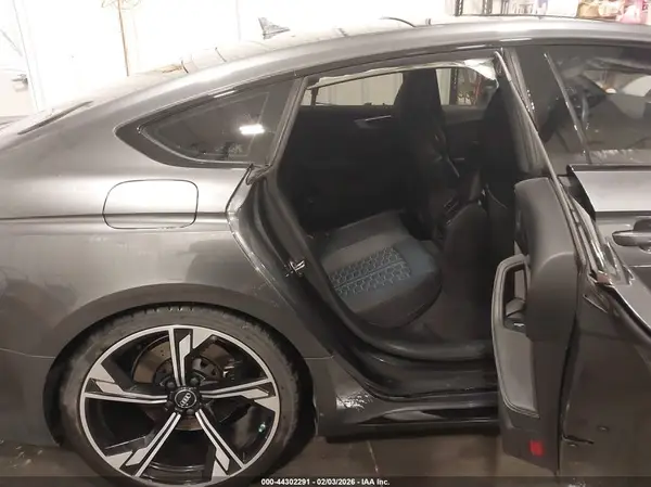 WUABWCF58KA907199 2019 AUDI RS5 - Image 8