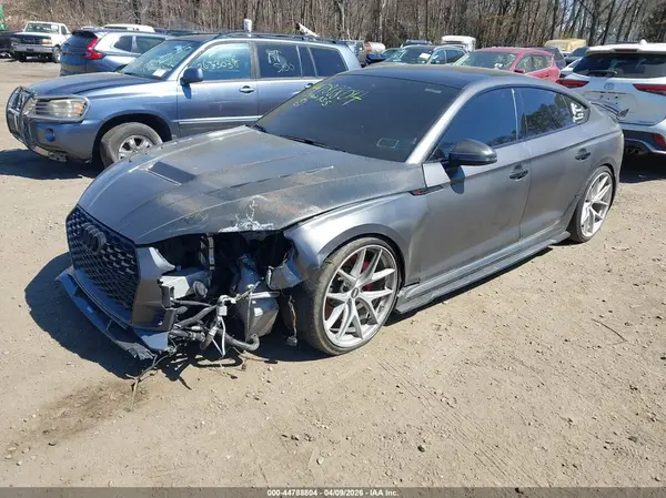 WUABWCF59KA902626 2019 AUDI RS5 - Image 2
