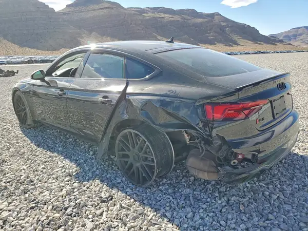 WUABWCF59KA907597 2019 AUDI RS5 - Image 2