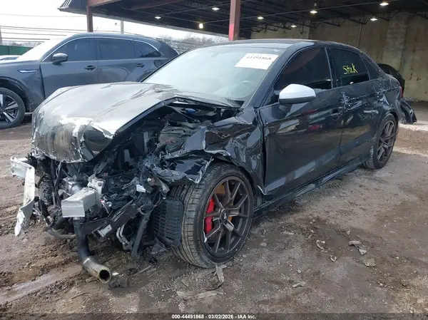 WUABWGFF0J1900617 2018 AUDI RS3 - Image 2