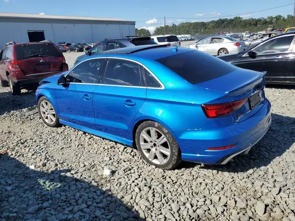 WUABWGFF0J1902805 2018 AUDI RS3 - Image 2