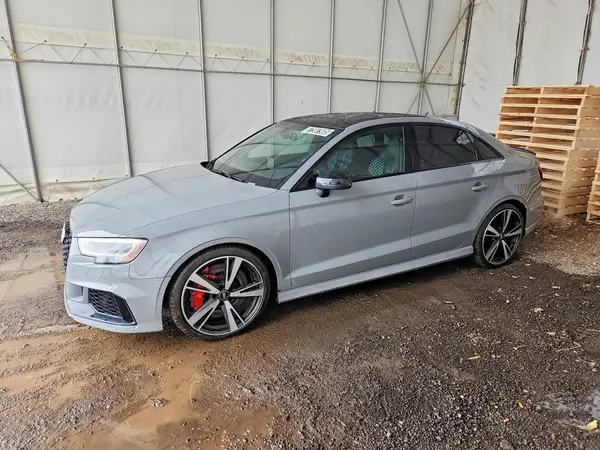 WUABWGFF0J1904621 2018 AUDI RS3