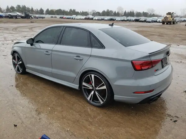 WUABWGFF0LA901978 2020 AUDI RS3 - Image 2