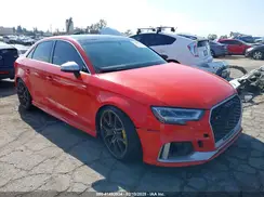 WUABWGFF1H1900197 2017 AUDI RS3