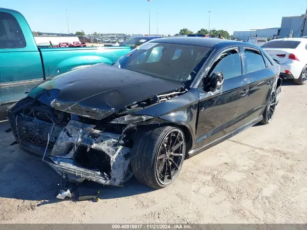 WUABWGFF1J1903526 2018 AUDI RS3 - Image 2