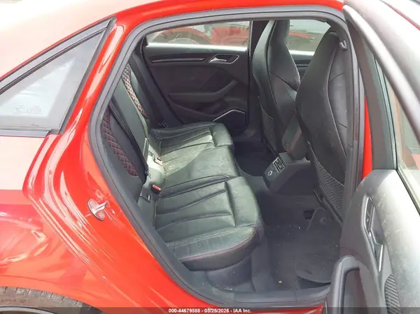 WUABWGFF1J1904501 2018 AUDI RS3 - Image 8