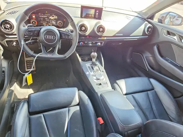 WUABWGFF2J1902451 2018 AUDI RS3 - Image 8