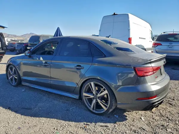 WUABWGFF2J1902983 2018 AUDI RS3 - Image 2