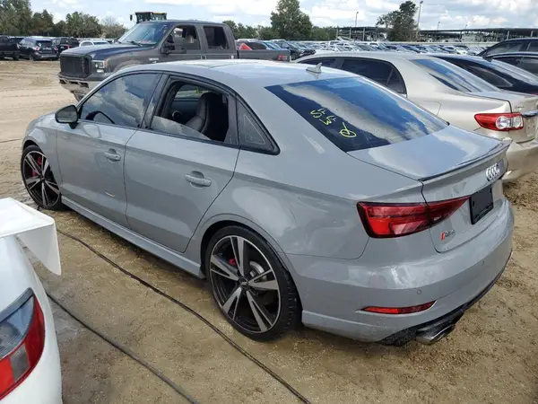 WUABWGFF2J1903261 2018 AUDI RS3 - Image 2