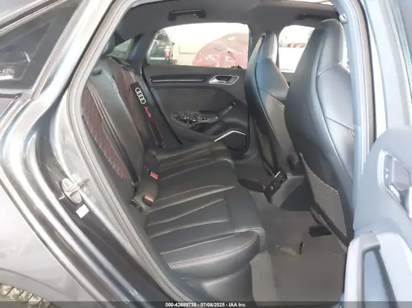 WUABWGFF2KA900281 2019 AUDI RS3 - Image 8
