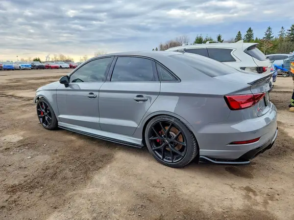 WUABWGFF3J1900014 2018 AUDI RS3 - Image 2