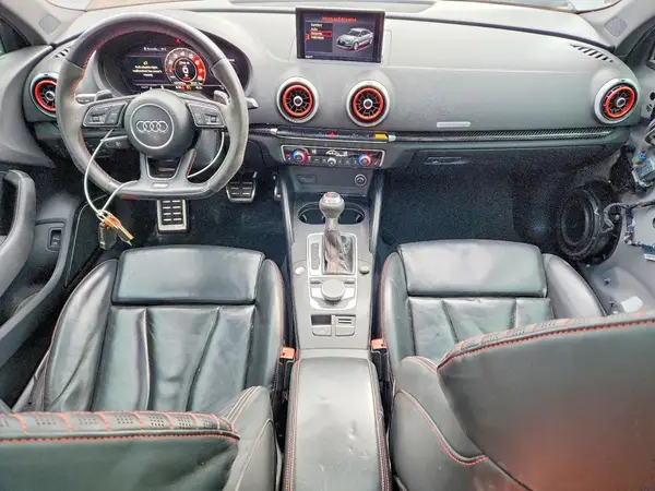 WUABWGFF3J1900014 2018 AUDI RS3 - Image 8