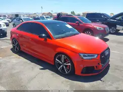 WUABWGFF3J1905732 2018 AUDI RS3