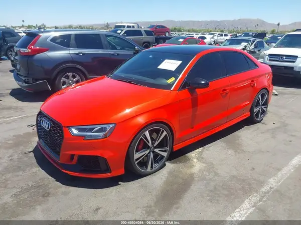 WUABWGFF3J1905732 2018 AUDI RS3 - Image 2