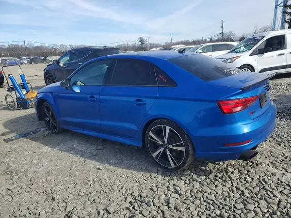 WUABWGFF3KA906641 2019 AUDI RS3 - Image 2