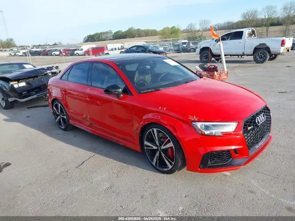 WUABWGFF4J1905304 2018 AUDI RS3 - Image 1