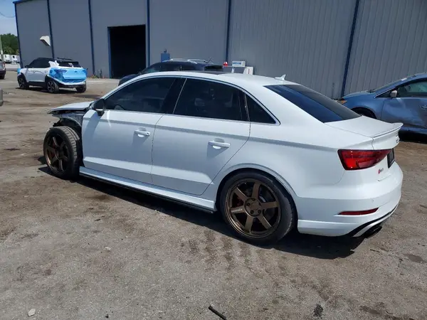 WUABWGFF5J1904758 2018 AUDI RS3 - Image 2