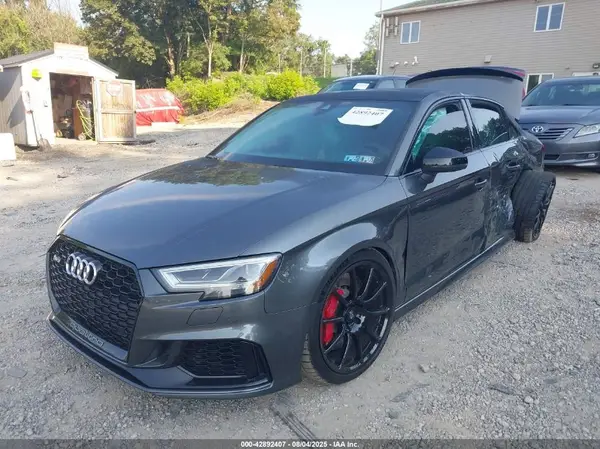 WUABWGFF5KA904955 2019 AUDI RS3 - Image 2