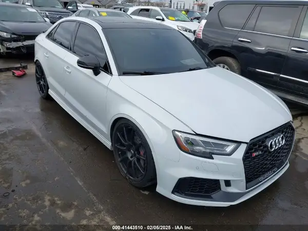 WUABWGFF6J1904879 2018 AUDI RS3 - Image 1