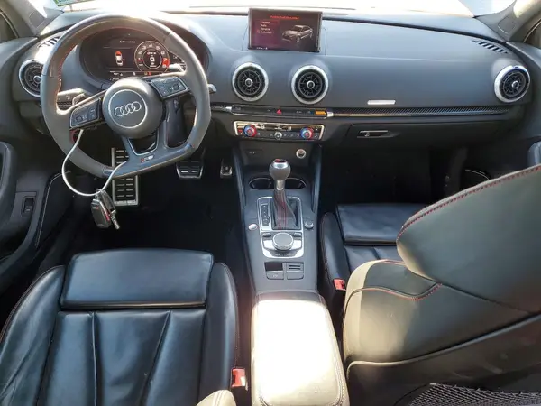 WUABWGFF6J1905594 2018 AUDI RS3 - Image 8