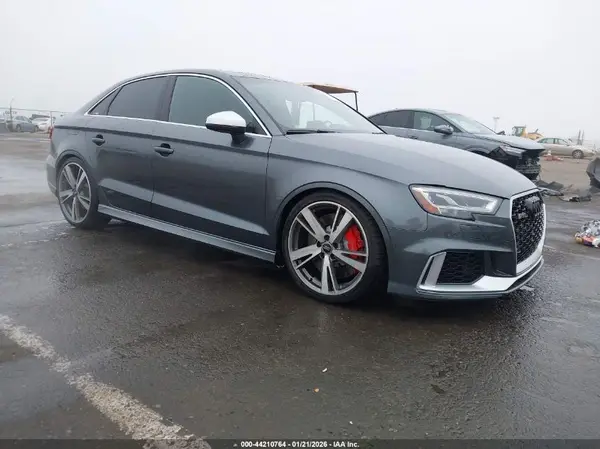 WUABWGFF7J1902963 2018 AUDI RS3