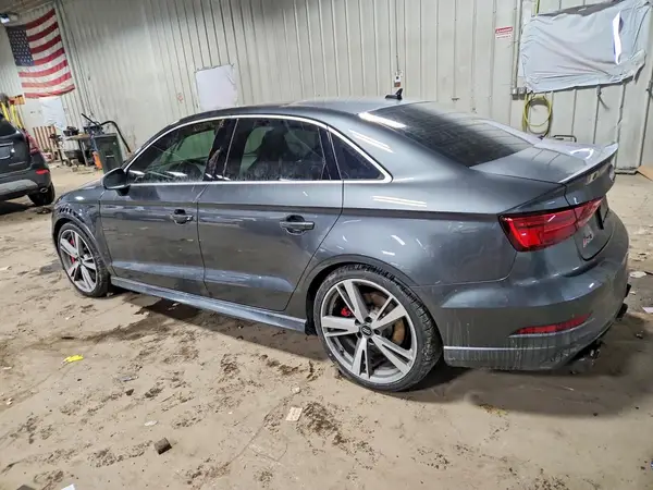 WUABWGFF7KA907596 2019 AUDI RS3 - Image 2