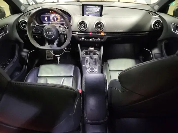 WUABWGFF7KA907596 2019 AUDI RS3 - Image 8