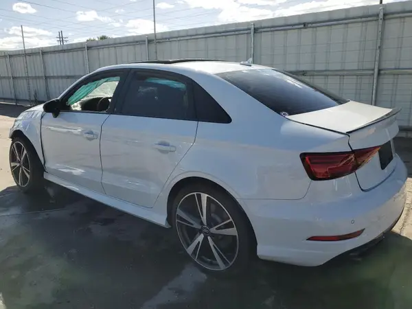 WUABWGFF8J1904625 2018 AUDI RS3 - Image 2