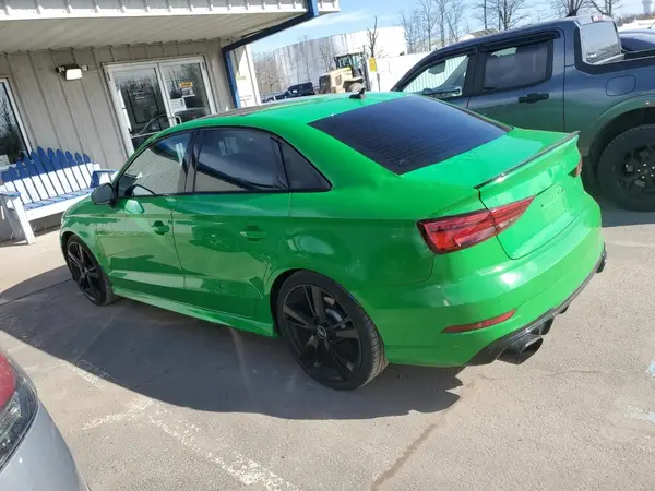 WUABWGFF8J1905063 2018 AUDI RS3 - Image 2