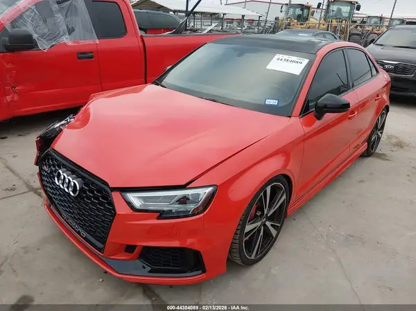 WUABWGFF8J1905483 2018 AUDI RS3 - Image 2