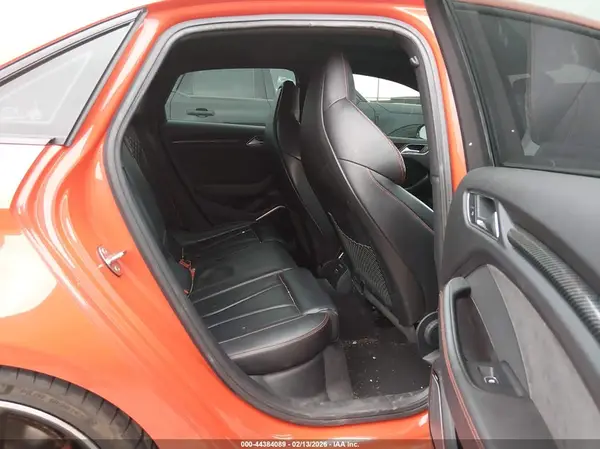 WUABWGFF8J1905483 2018 AUDI RS3 - Image 8