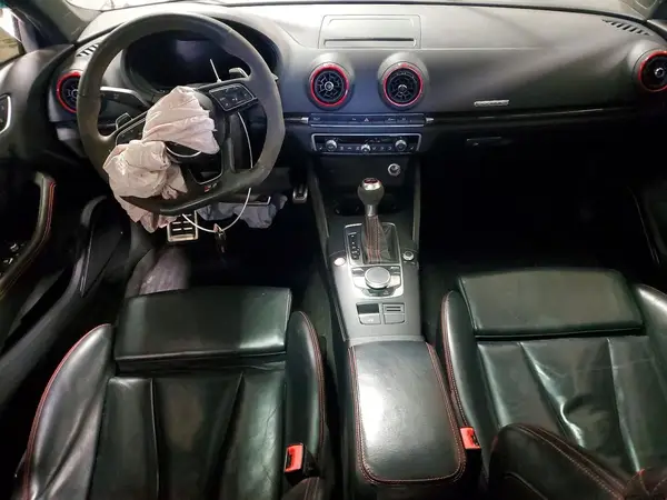 WUABWGFF8J1906312 2018 AUDI RS3 - Image 8