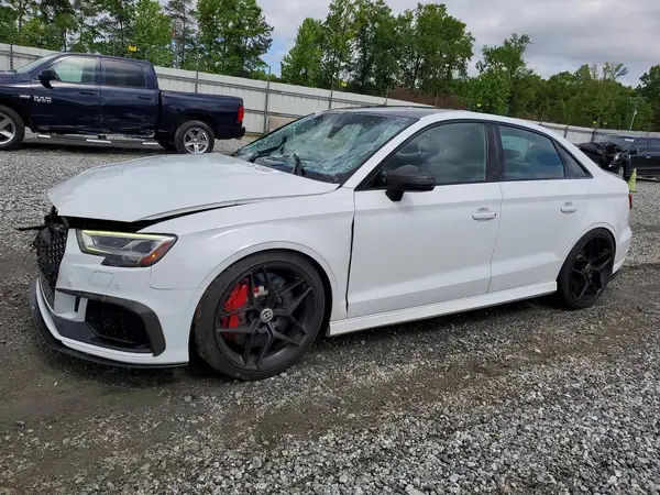 WUABWGFF9J1905864 2018 AUDI RS3