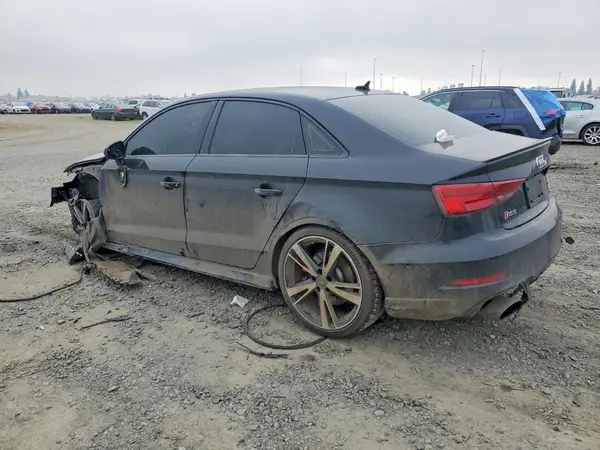 WUABWGFF9KA905820 2019 AUDI RS3 - Image 2