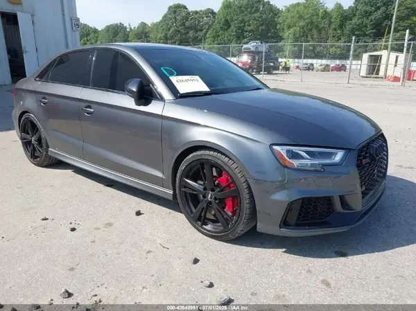 WUABWGFFXJ1901709 2018 AUDI RS3 - Image 1